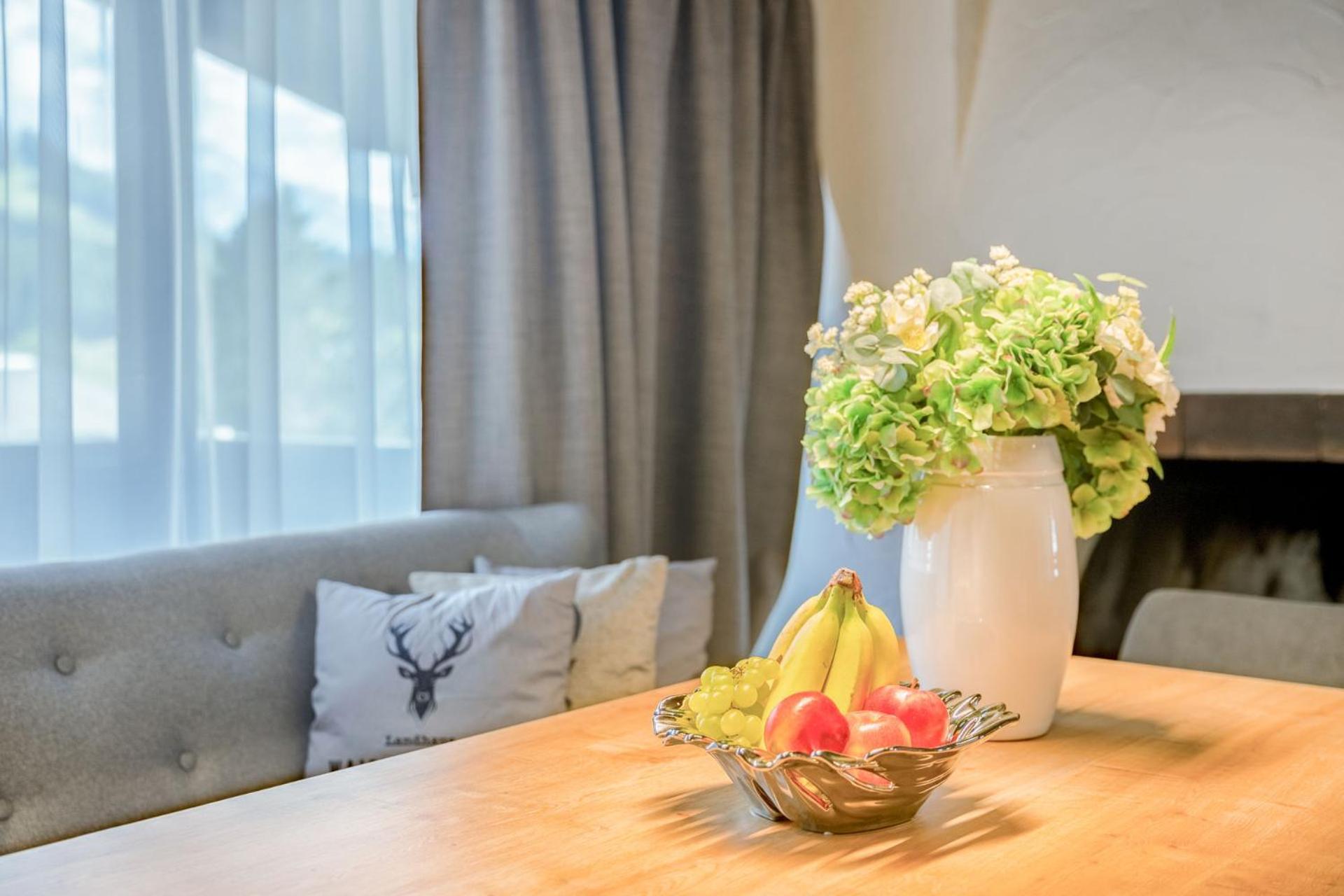 Appartements Landhaus Waidmannsheil เซเฟลด์ อิน ทิโรล ภายนอก รูปภาพ